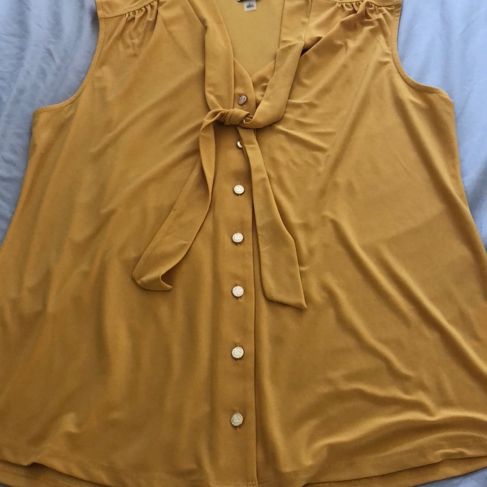Ann Klein yellow top